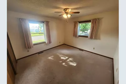 408 N Everett Street #1, Le Roy, MN 55951 - Photo 7