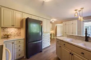 111 W Colvill St, Cannon Falls, MN 55009 - Photo 15