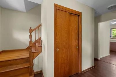 395 Kingston Avenue, Maplewood, MN 55117 - Photo 17