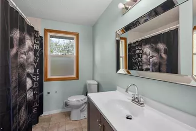 395 Kingston Avenue, Maplewood, MN 55117 - Photo 21