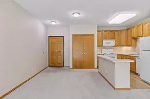 4824 E 53rd St, Minneapolis, MN 55417 - Photo 5