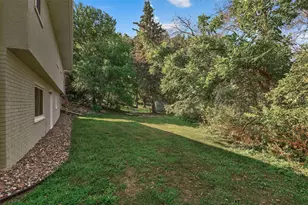 6907 Berkshire Ln N, Maple Grove, MN 55311 - Photo 43