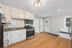 6907 Berkshire Ln N, Maple Grove, MN 55311 - Photo 7