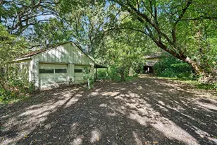 1101 Goose Lake Rd, Gem Lake, MN 55110 - Photo 21