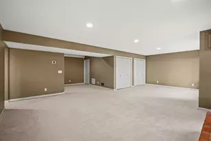 142 Wildwood Bay Dr, Mahtomedi, MN 55115 - Photo 33