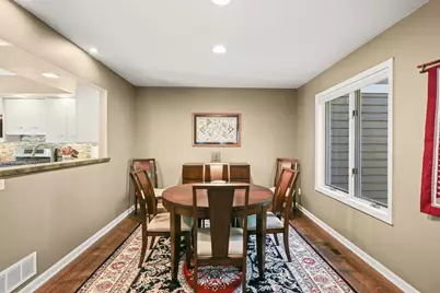 142 Wildwood Bay Drive, Mahtomedi, MN 55115 - Photo 23
