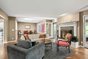 142 Wildwood Bay Dr, Mahtomedi, MN 55115 - Photo 13