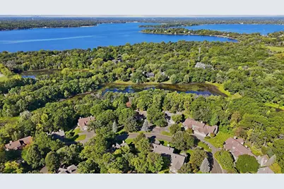 142 Wildwood Bay Drive, Mahtomedi, MN 55115 - Photo 69