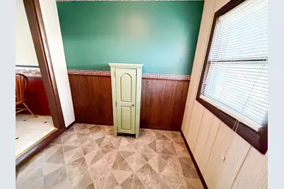 102 Milbrath Street, Okabena, MN 56161 - Photo 7
