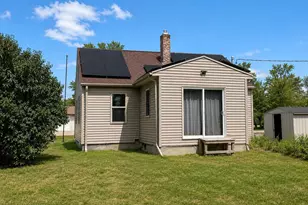 812 2nd St SW, Pipestone, MN 56164 - Photo 9