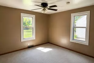 812 2nd St SW, Pipestone, MN 56164 - Photo 3