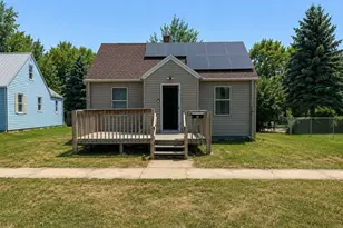 812 2nd St SW, Pipestone, MN 56164 - Photo 1