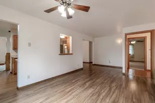 100 Meadow Ln, Mankato, MN 56001 - Photo 7