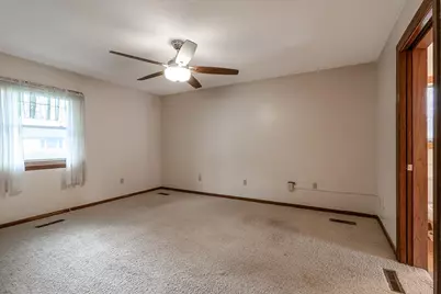 100 Meadow Lane, Mankato, MN 56001 - Photo 19