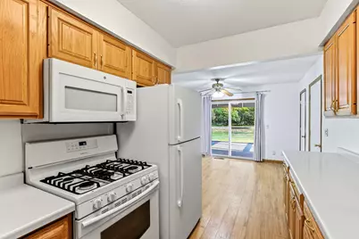104 Meadow Circle N, Burnsville, MN 55337 - Photo 7
