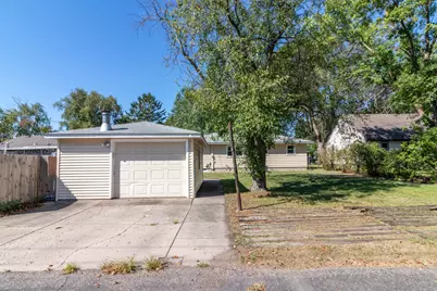 838 37th Avenue N, Saint Cloud, MN 56303 - Photo 3