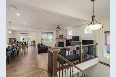 11516 Brookview Drive, Maple Grove, MN 55311 - Photo 7
