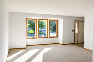 307 E Park Dr, Hibbing, MN 55746 - Photo 21