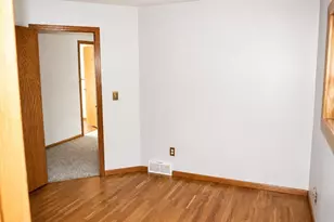 307 E Park Dr, Hibbing, MN 55746 - Photo 33