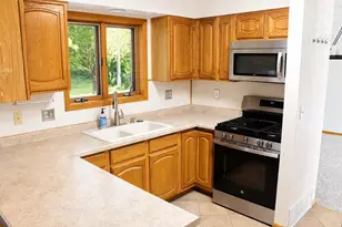 307 E Park Dr, Hibbing, MN 55746 - Photo 25