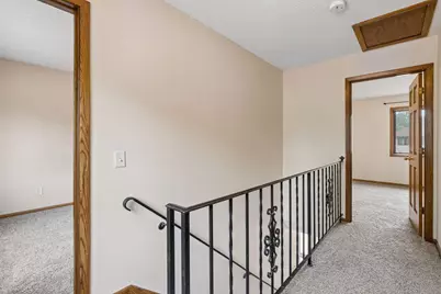 8605 Maplebrook Parkway N, Brooklyn Park, MN 55445 - Photo 11