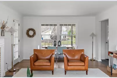 355 Margaret Circle, Wayzata, MN 55391 - Photo 15