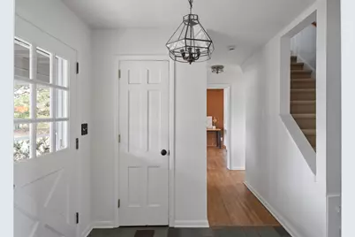 355 Margaret Circle, Wayzata, MN 55391 - Photo 7