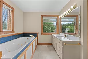 1619 Golf View Dr, River Falls, WI 54022 - Photo 33