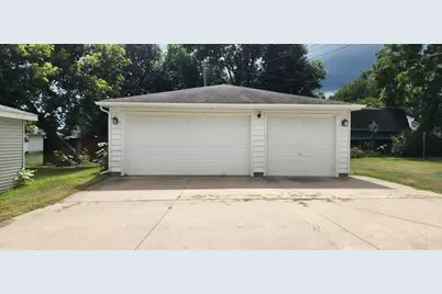 567 W 5th Street, Zumbrota, MN 55992 - Photo 3