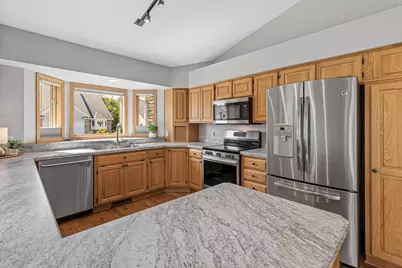 1067 Westcliff Curve, Shoreview, MN 55126 - Photo 11