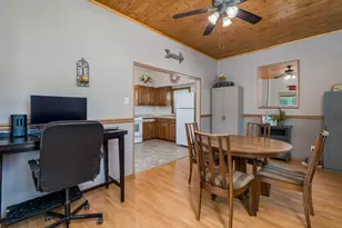 1041 Quincy St, North Mankato, MN 56003 - Photo 9