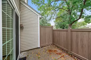 11226 Providence Ln, Eden Prairie, MN 55344 - Photo 13