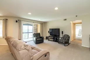 1860 Eagle Ridge Dr, Mendota Heights, MN 55118 - Photo 5