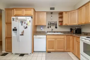 1860 Eagle Ridge Dr, Mendota Heights, MN 55118 - Photo 15