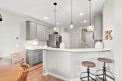 1645 Prescott Court, Chaska, MN 55318 - Photo 5