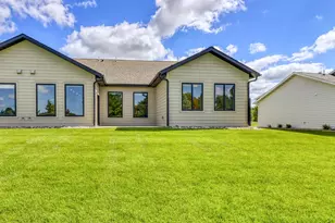 117 Altavista Dr, Detroit Lakes, MN 56501 - Photo 7