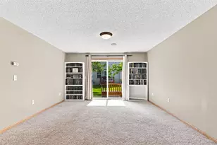 1353 White Oak Dr, Chaska, MN 55318 - Photo 29