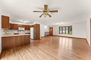 781 C. J. Moe Blvd, Dassel, MN 55325 - Photo 9