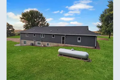 1852 State Highway 30, Currie, MN 56123 - Photo 7