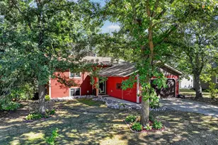 205 Kenwood Dr, Alexandria, MN 56308 - Photo 1