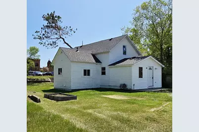707 Irvine Avenue NW, Bemidji, MN 56601 - Photo 1