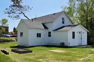707 Irvine Ave NW, Bemidji, MN 56601 - Photo 1
