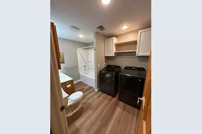 136 Clinton Street, Austin, MN 55912 - Photo 9