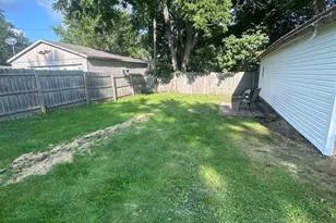 136 Clinton St, Austin, MN 55912 - Photo 15