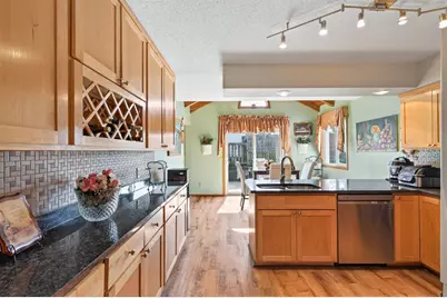 16609 Illinois Avenue, Lakeville, MN 55044 - Photo 3