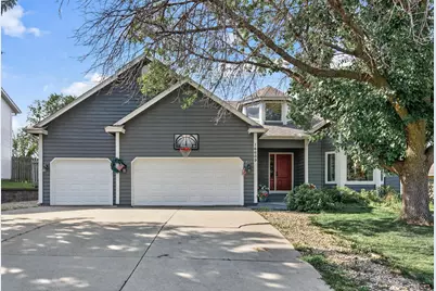 16609 Illinois Avenue, Lakeville, MN 55044 - Photo 1