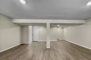 4301 James Ave N, Minneapolis, MN 55412 - Photo 37