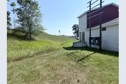 618 Main Street W, Detroit Lakes, MN 56501 - Photo 5