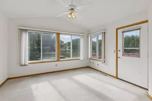 14116 Essex Ln, Apple Valley, MN 55124 - Photo 7