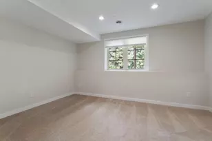 339 Summer Pl E, Maplewood, MN 55117 - Photo 27